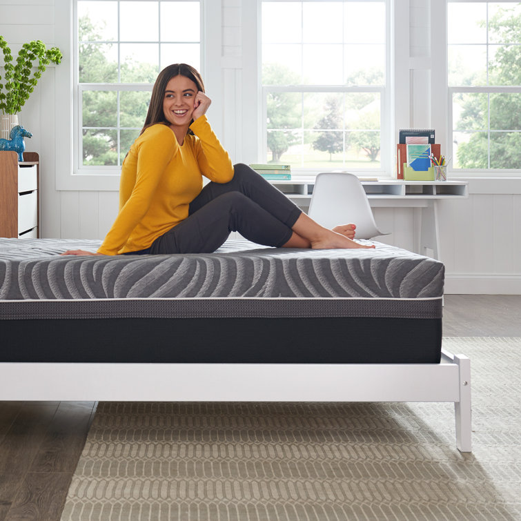 Sealy Hybrid Premium Silver Chill Cooling 14" Plush Mattress and Box